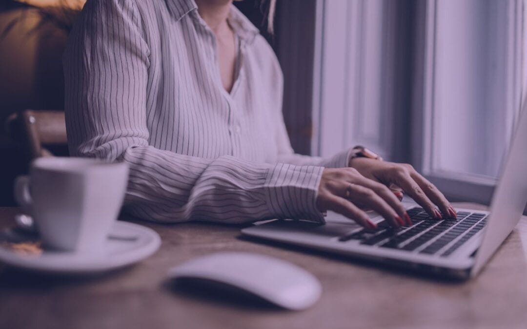 Quelles différences entre une OBM et une assistante virtuelle ?